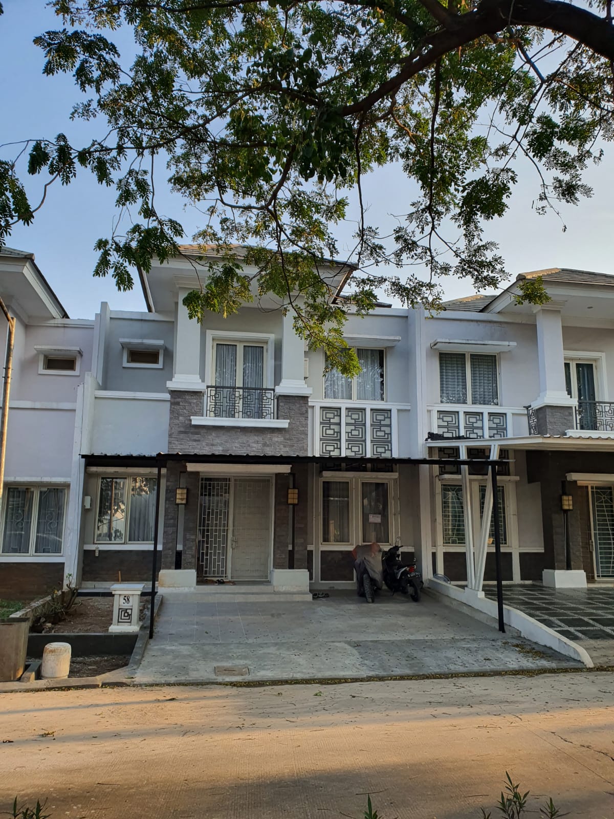 Rumah Disewakan Full Furnished di Cluster Ambrosia Lippo Cikarang 